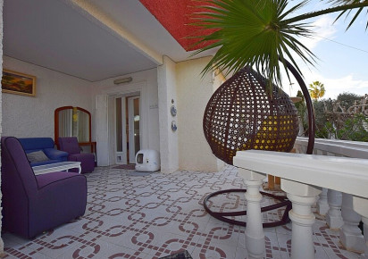 Resale · Villa · Torrevieja