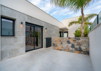 Resale · Villas · Rojales