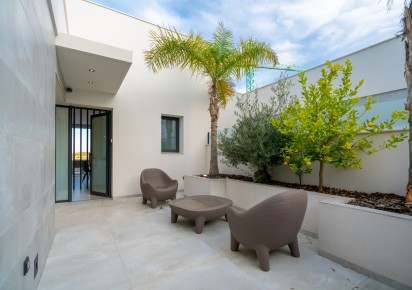 Resale · Villas · Rojales