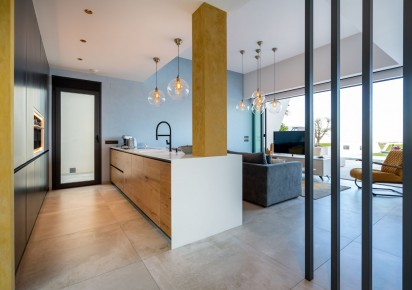 Resale · Villas · Rojales