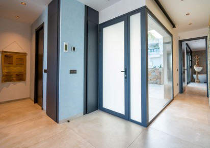 Resale · Villas · Rojales