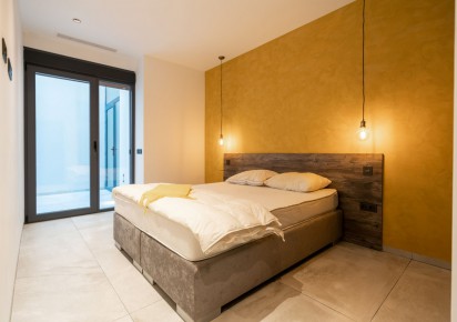 Resale · Villas · Rojales