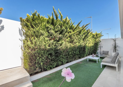Reventa · 1. Apartment / flat · Torrevieja · Los Balcones