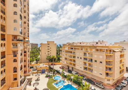 Reventa · 1. Apartment / flat · Torrevieja · Playa de los Locos
