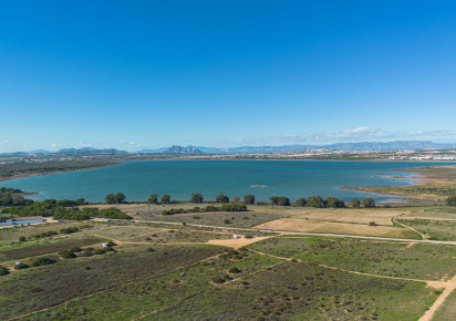 Reventa · 1. Apartment / flat · Torrevieja · Torrelamata - La Mata