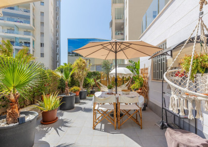 Reventa · APARTAMENTO PLANTA BAJA · La Mata · Playa