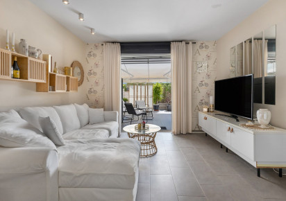 Reventa · APARTAMENTO PLANTA BAJA · La Mata · Playa