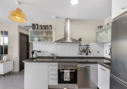 Reventa · APARTAMENTO PLANTA BAJA · La Mata · Playa