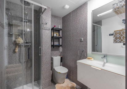 Reventa · APARTAMENTO PLANTA BAJA · La Mata · Playa