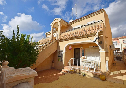 Reventa · APARTAMENTO PLANTA BAJA · Orihuela Costa · Villamartin area