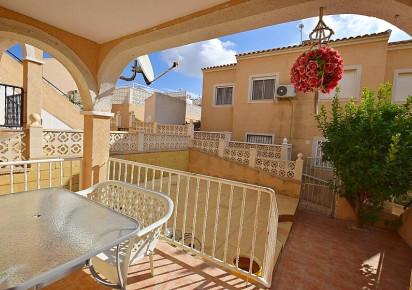 Reventa · APARTAMENTO PLANTA BAJA · Orihuela Costa · Villamartin area