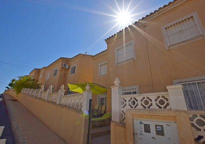 Reventa · APARTAMENTO PLANTA BAJA · Orihuela Costa · Villamartin area