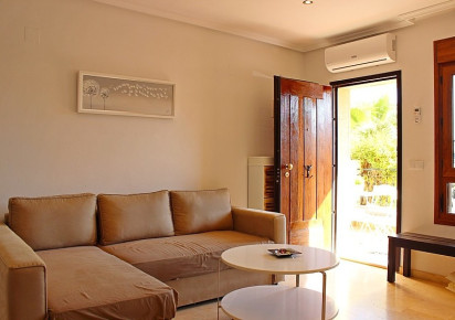 Reventa · APARTAMENTO PLANTA BAJA · Orihuela Costa · Villamartin area