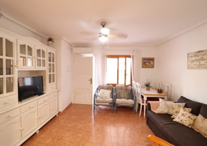 Reventa · APARTAMENTO PLANTA BAJA · Orihuela · Playa Flamenca