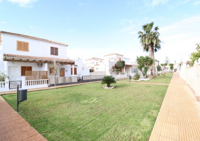 Reventa · APARTAMENTO PLANTA BAJA · Orihuela · Playa Flamenca