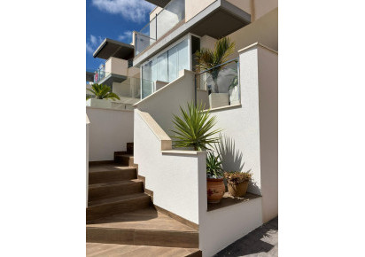 Reventa · APARTAMENTO PLANTA BAJA · San Miguel de Salinas