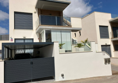 Reventa · APARTAMENTO PLANTA BAJA · San Miguel de Salinas