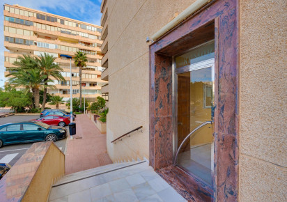 Reventa · APARTAMENTO · Torrevieja · Cabo cervera