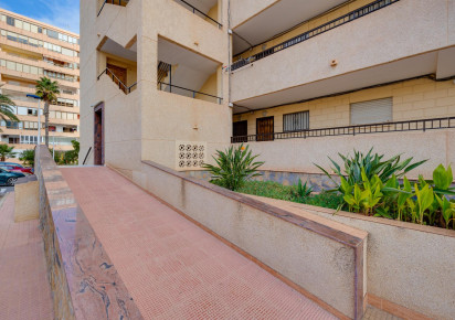 Reventa · APARTAMENTO · Torrevieja · Cabo cervera