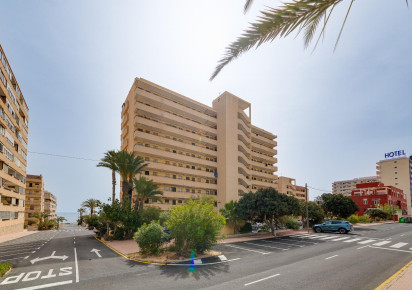 Reventa · APARTAMENTO · Torrevieja · Cabo cervera