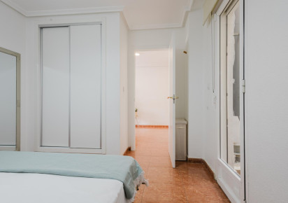 Reventa · APARTAMENTO · Torrevieja · Centro