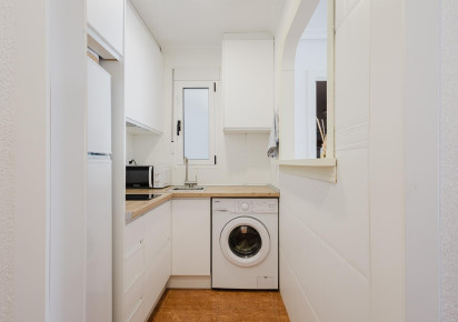 Reventa · APARTAMENTO · Torrevieja · Centro