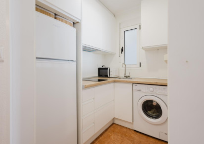 Reventa · APARTAMENTO · Torrevieja · Centro