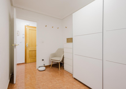 Reventa · APARTAMENTO · Torrevieja · Centro