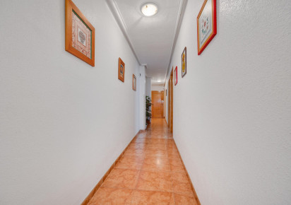 Reventa · APARTAMENTO · Torrevieja · Centro