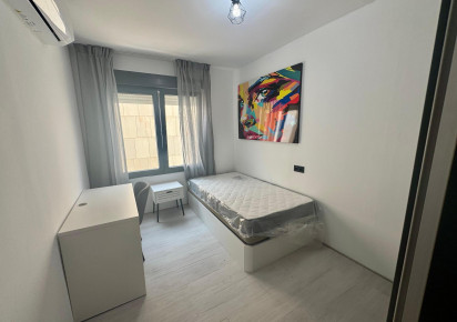 Reventa · APARTAMENTO · Torrevieja · CLUB NAUTICO TORREVIEJA