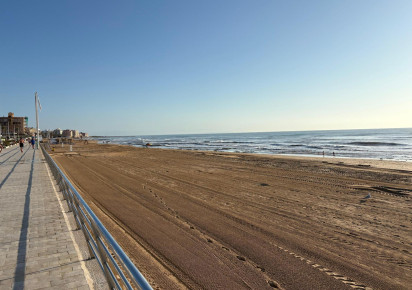 Reventa · APARTAMENTO · Torrevieja · La mata