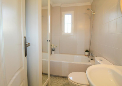 Reventa · APARTAMENTO · Torrevieja · La Veleta
