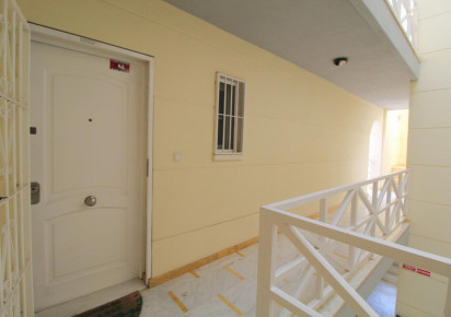 Reventa · APARTAMENTO · Torrevieja · La Veleta