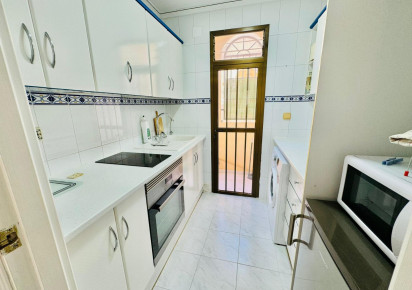 Reventa · APARTAMENTO · Torrevieja · La Veleta