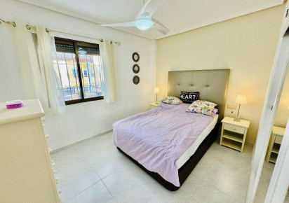 Reventa · APARTAMENTO · Torrevieja · La Veleta