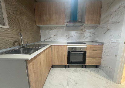 Reventa · APARTAMENTO · Torrevieja · Muelle Pesquero