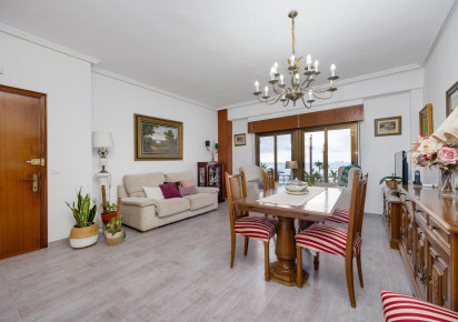 Reventa · APARTAMENTO · Torrevieja · Piscinas naturales