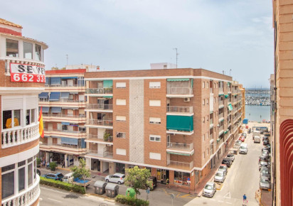 Reventa · APARTAMENTO · Torrevieja · Playa Acequion