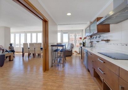 Reventa · APARTAMENTO · Torrevieja · Playa Acequion