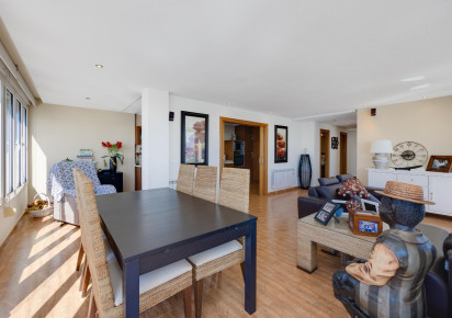 Reventa · APARTAMENTO · Torrevieja · Playa Acequion