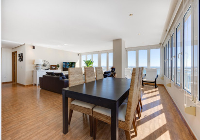 Reventa · APARTAMENTO · Torrevieja · Playa Acequion