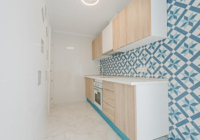 Reventa · APARTAMENTO · Torrevieja · Playa de La Acequion