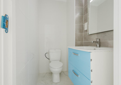 Reventa · APARTAMENTO · Torrevieja · Playa de La Acequion