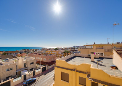 Reventa · APARTAMENTO · Torrevieja · PLAYA DE LA MATA