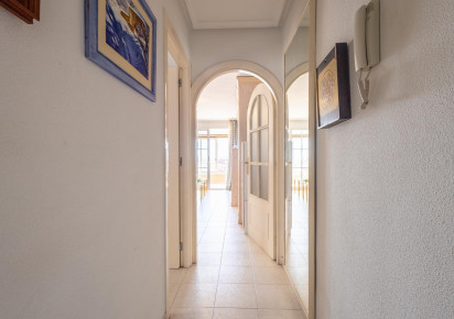 Reventa · APARTAMENTO · Torrevieja · Playa del Acequión