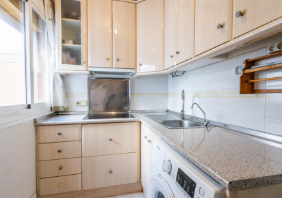 Reventa · APARTAMENTO · Torrevieja · Playa del Acequión