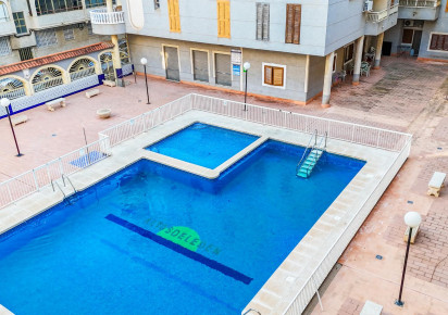 Reventa · APARTAMENTO · Torrevieja · Playa del Acequión