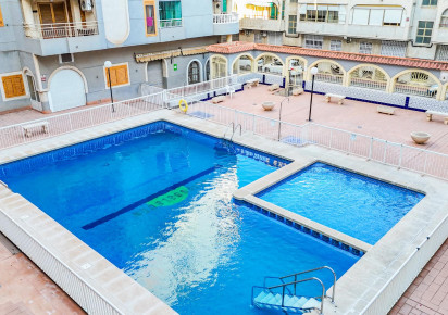 Reventa · APARTAMENTO · Torrevieja · Playa del Acequión