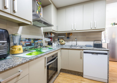 Reventa · APARTAMENTO · Torrevieja · Playa del Acequión