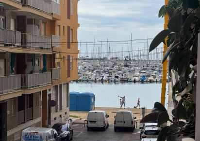Reventa · APARTAMENTO · Torrevieja · Playa del Acequión